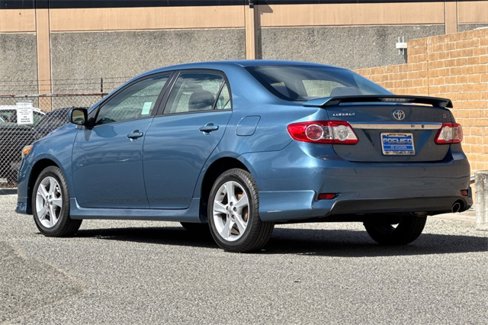 Used 2013 Toyota Corolla LE image 5