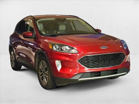 Used 2020 Ford Escape SEL image 3