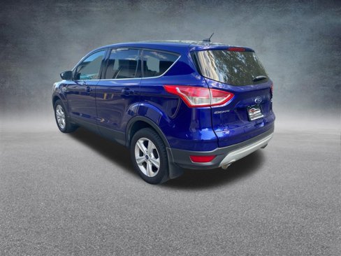 Used 2016 Ford Escape SE w/ SE Cold Weather Package image 3