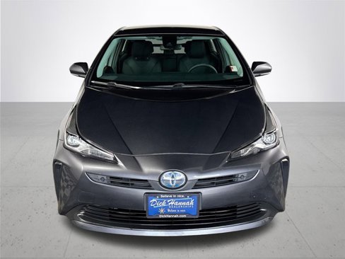 Used 2021 Toyota Prius LE image 3