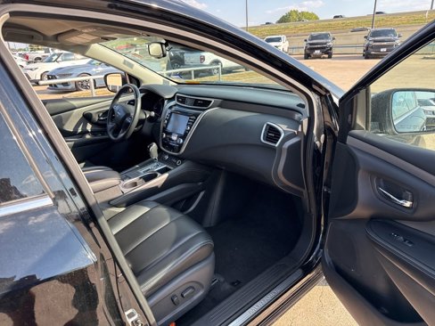 Used 2023 Nissan Murano SV image 15