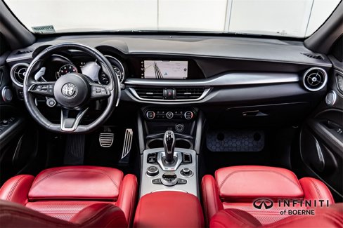 Used 2022 Alfa Romeo Stelvio Veloce image 26