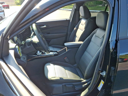 New 2025 Chevrolet Trax LT image 14