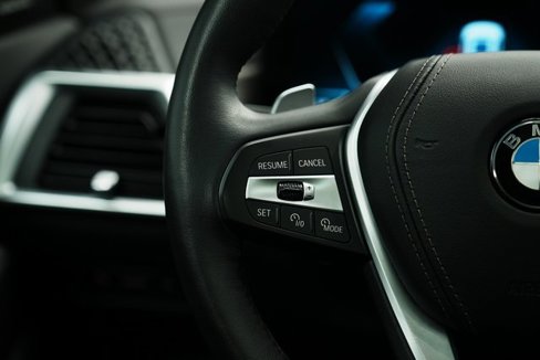 Used 2025 BMW X5 xDrive40i w/ Climate Comfort Package image 33