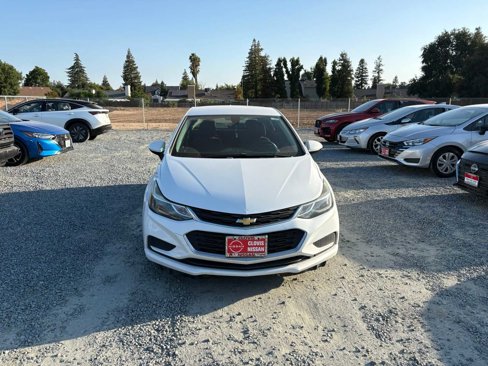 Used 2017 Chevrolet Cruze LT image 10