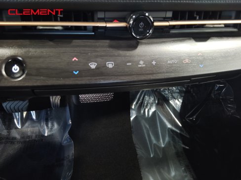 Used 2023 Nissan Ariya FWD image 18