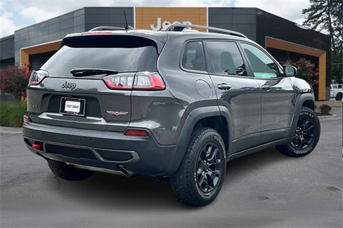 Used 2020 Jeep Cherokee Trailhawk image 6