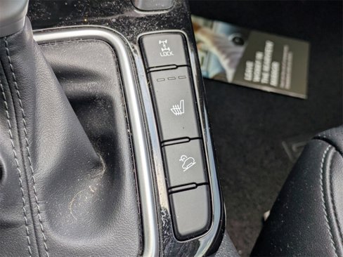 Used 2023 Kia Seltos SX image 26