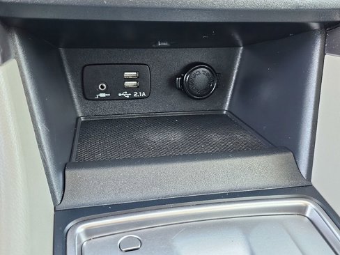 Certified 2022 Subaru Forester Premium image 29