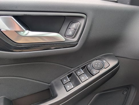New 2025 Ford Escape ST-Line w/ Tech Pack #1 image 16