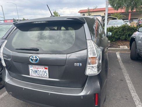 Used 2014 Toyota Prius V Three image 6