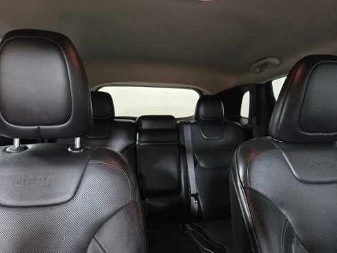 Used 2015 Jeep Cherokee Limited w/ Luxury Group image 31
