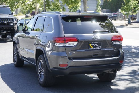 Used 2021 Jeep Grand Cherokee Limited image 10