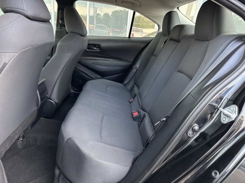Used 2022 Toyota Corolla LE image 13