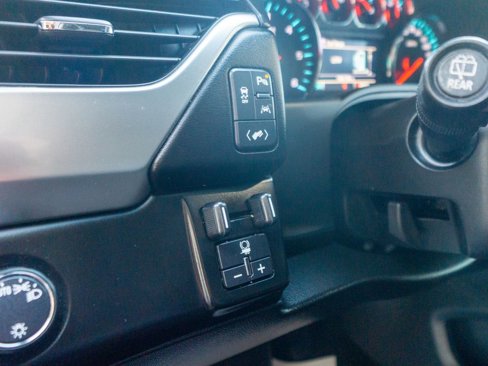 Used 2017 Chevrolet Tahoe LS w/ All-Season Package image 16
