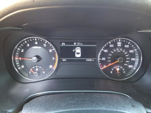 Used 2023 Kia Forte LXS image 9