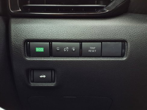 Used 2020 Nissan Sentra SR image 22