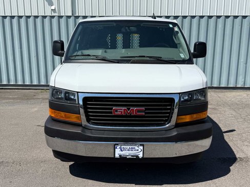 Used 2023 GMC Savana 2500 w/ Driver Convenience Package image 2