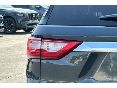 Used 2021 Chevrolet Traverse LT image 46