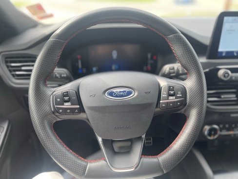 Used 2023 Ford Escape ST-Line w/ Cold Weather Package image 21
