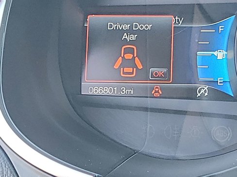 Used 2021 Ford Edge SEL w/ Convenience Package image 8