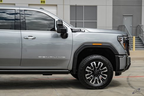 Used 2024 GMC Sierra 2500 Denali Ultimate image 18