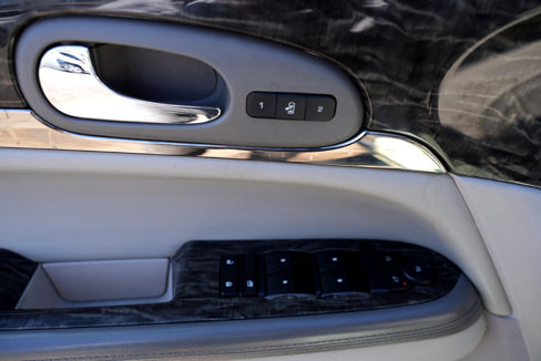Used 2014 Buick Enclave Leather w/ LPO, Cargo Convenience Pkg image 33