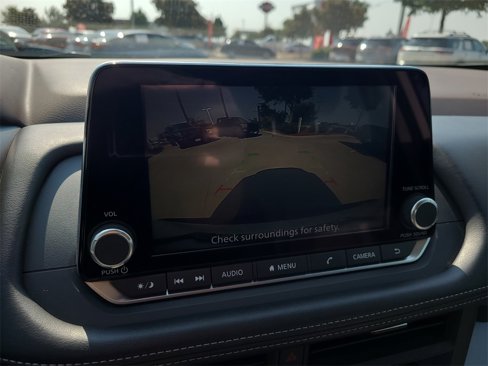 Used 2023 Nissan Rogue SV image 22