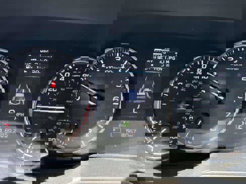 Used 2021 Subaru Outback Limited image 28