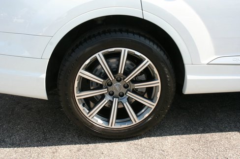 Used 2018 Audi Q7 3.0T Prestige w/ Prestige Package image 15