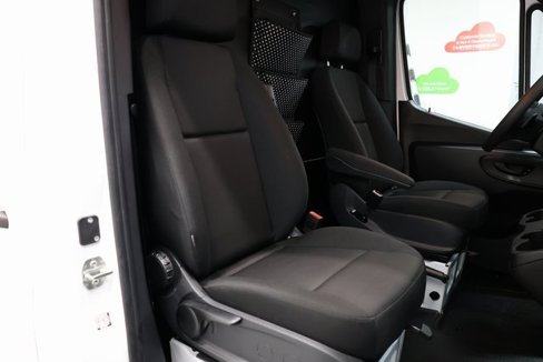 Used 2024 Mercedes-Benz Sprinter 2500 image 77