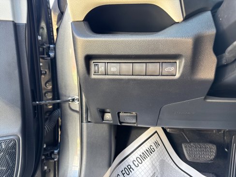 Used 2019 Toyota RAV4 XLE image 20
