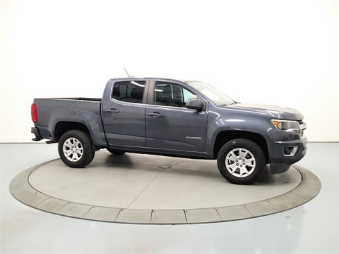 Used 2017 Chevrolet Colorado LT w/ LT Convenience Package image 8