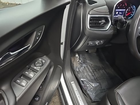 Used 2019 Chevrolet Equinox Premier image 28