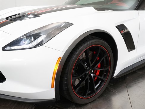 Used 2019 Chevrolet Corvette Z06 image 6