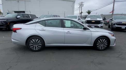 Used 2024 Nissan Altima 2.5 SV image 10