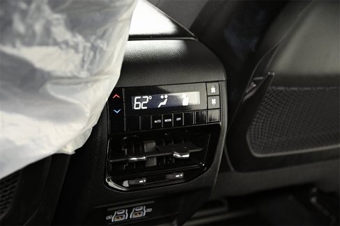 Used 2023 Jeep Grand Cherokee L Laredo image 19