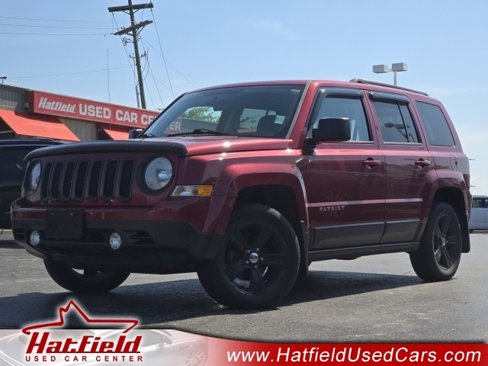 Used 2014 Jeep Patriot Latitude image 1