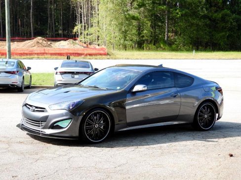 Used 2016 Hyundai Genesis 3.8 image 14