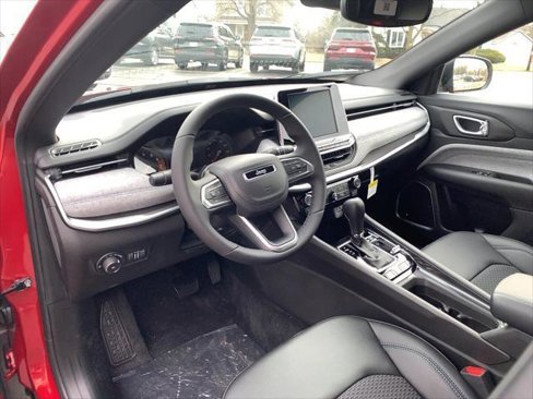 New 2025 Jeep Compass Latitude w/ Sun and Sound Group image 9