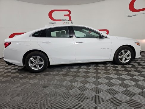 Used 2023 Chevrolet Malibu LT image 8