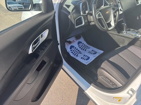 Used 2017 Chevrolet Equinox LT w/ Convenience Package image 11