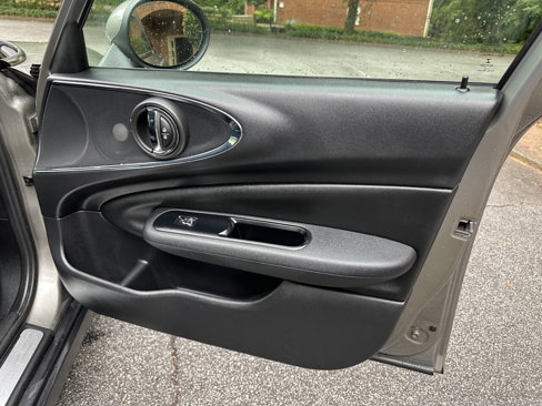 Used 2017 MINI Cooper Clubman ALL4 image 29