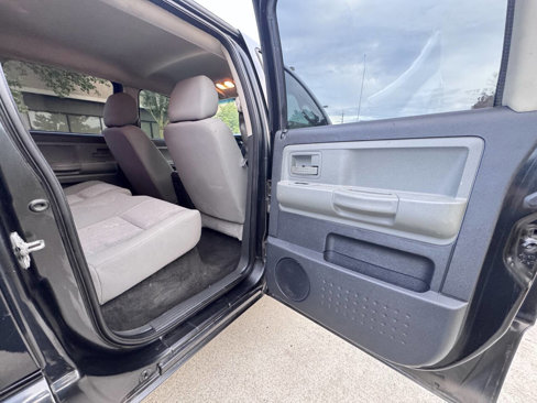 Used 2011 Dodge Dakota 4x4 Crew Cab image 14