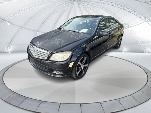 Used 2011 Mercedes-Benz C 300 4MATIC Sedan image 7