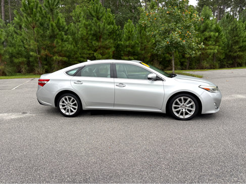 Used 2013 Toyota Avalon image 28