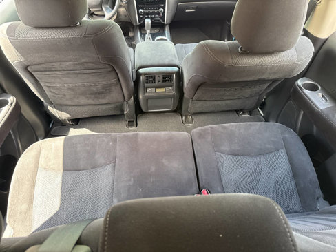 Used 2013 Nissan Pathfinder S image 37