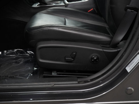 Used 2018 Dodge Charger GT image 18