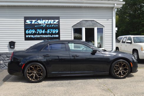 Used 2016 Chrysler 300 S image 6