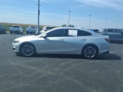 Used 2022 Chevrolet Malibu LT image 8